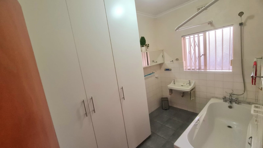 4 Bedroom Property for Sale in Klipdam Western Cape